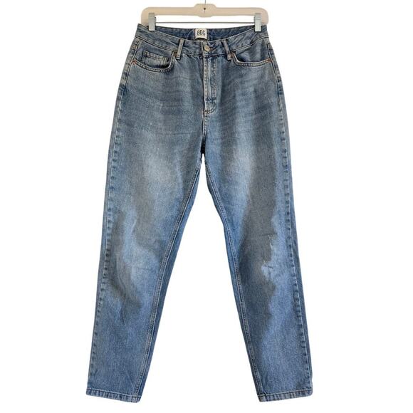 Urban Outfitters High Waisted Mom Baggy Jeans Size 28 - Picture 1 of 8